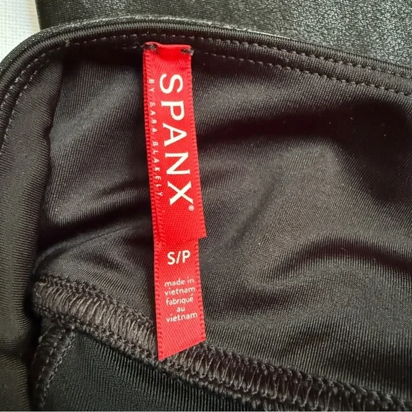 Spanx Faux Leather Black High Rise Black Legging Women's Small - Picture 4 of 15